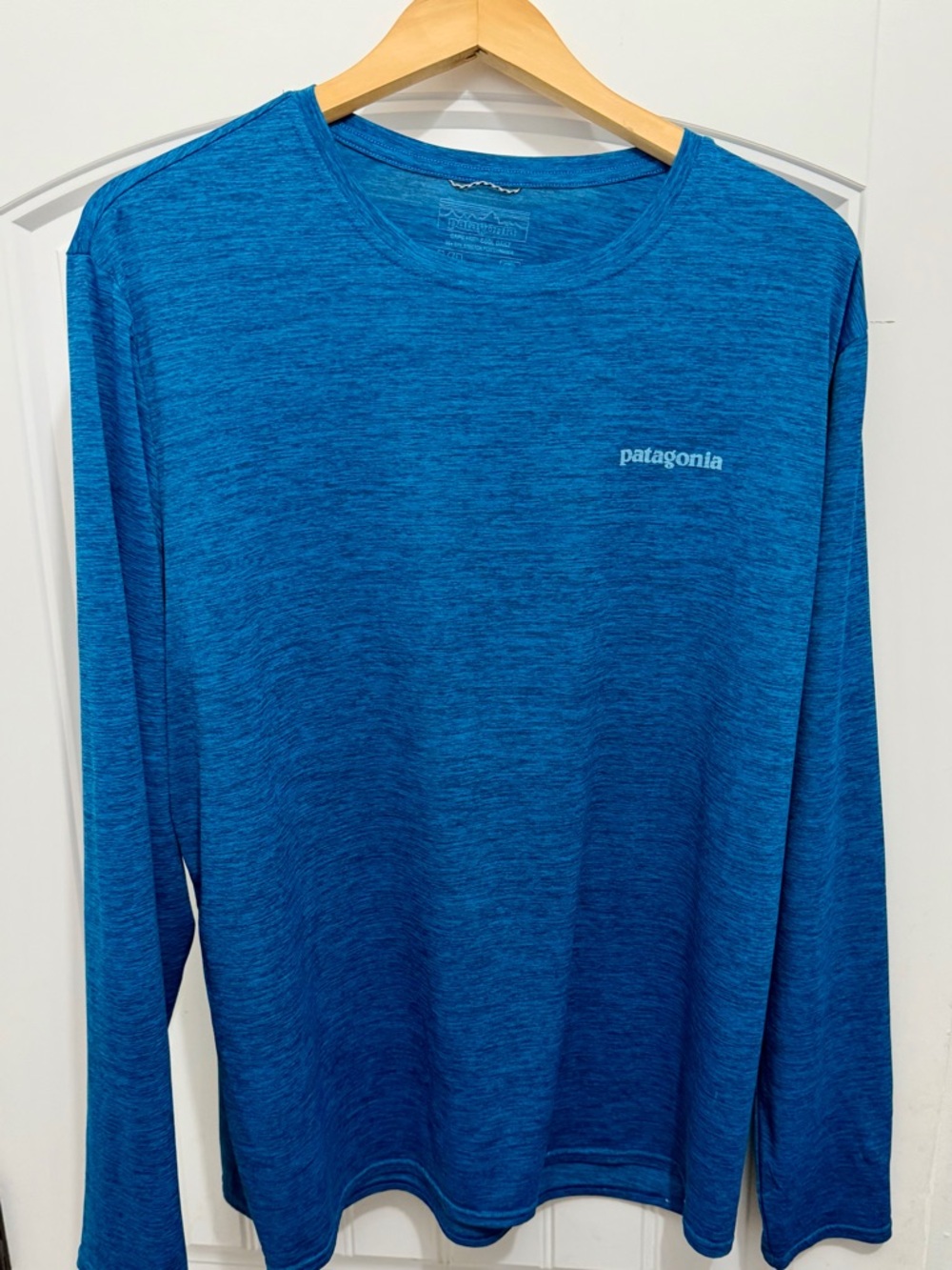 Patagonia Men’s Capilene Cool Daily Blue Long Sleeve Shirt Base Layer Sz XL